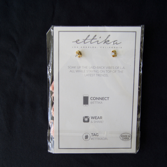 New Ettika LA 18Kt GP Tassel Earrings - Boho Chic - Picture 3 of 7